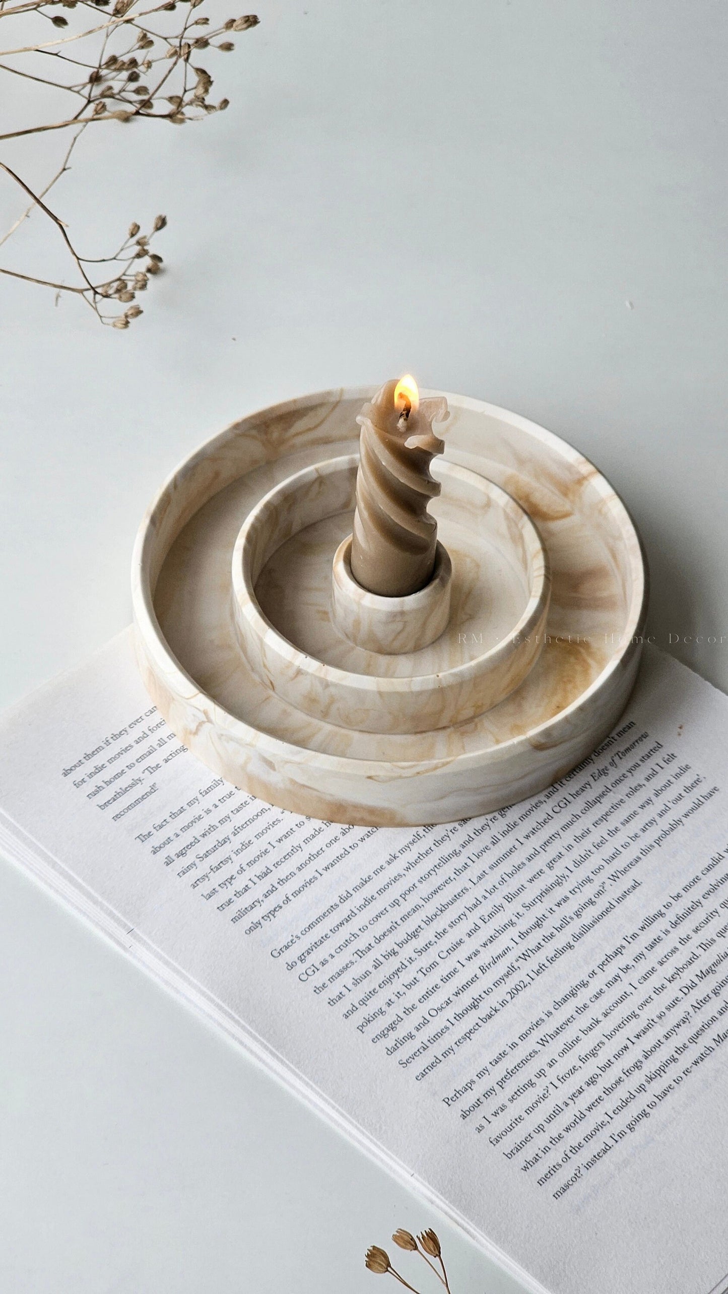 Round Modern Candlestick Holder