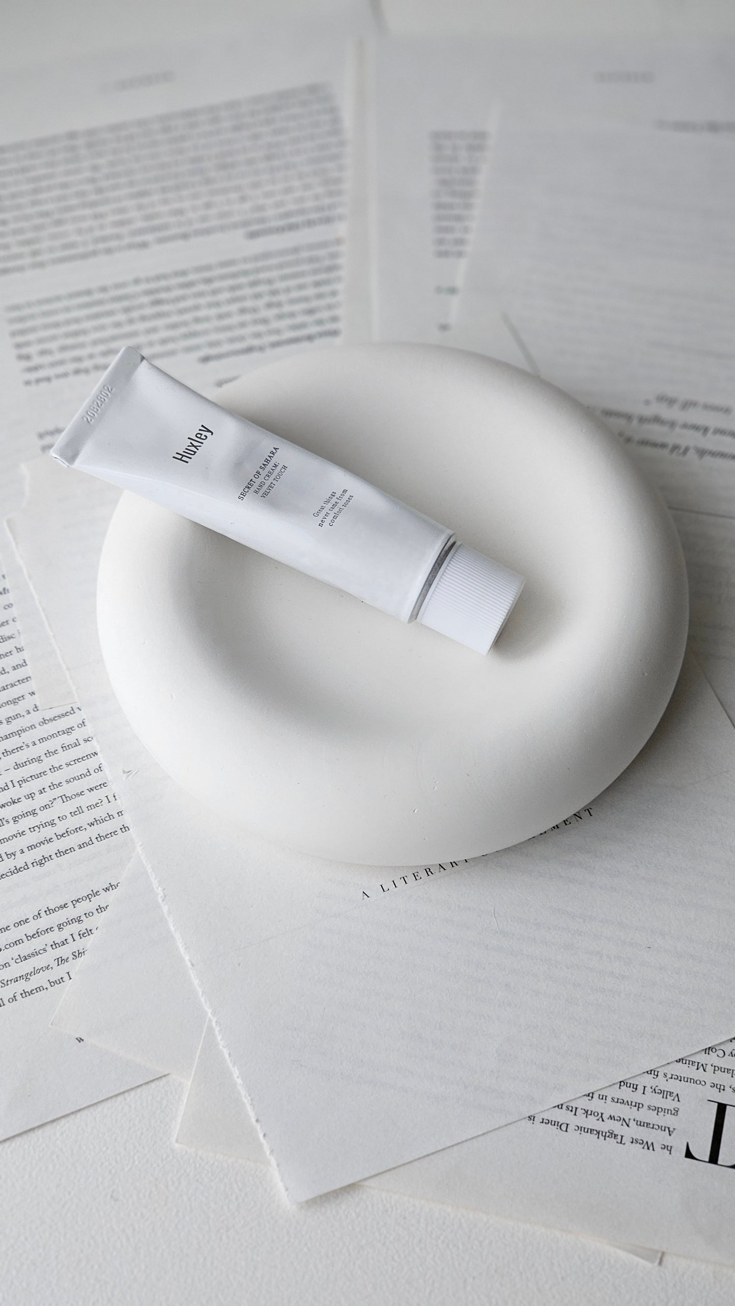 Serene Surface Tray