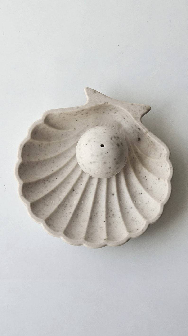 PETTINE Scallop Pearl Shell Incense Stick Holder