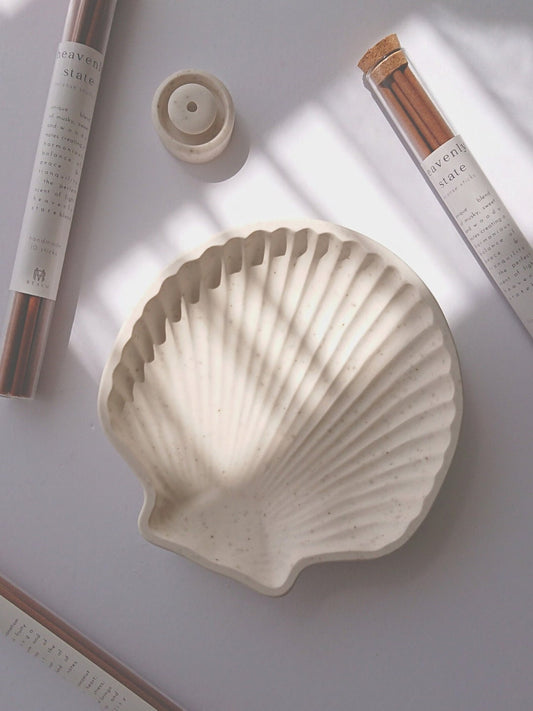 GRANDA Scallop Pearl Shell Incense Stick Holder
